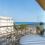 Wake Up To The Sea At - Stunning View From Every דירה