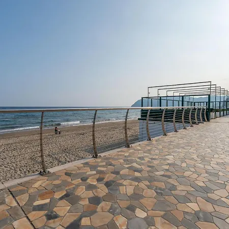 Апартаменты Wake Up To The Sea At - Stunning View From Every *