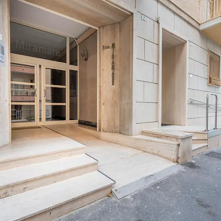 Wake Up To The Sea At - Stunning View From Every 阿拉西奥