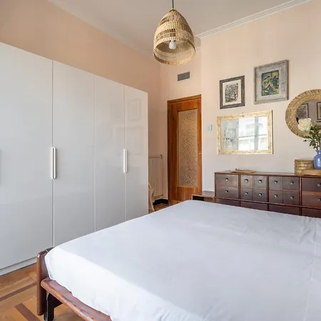 Wake Up To The Sea At - Stunning View From Every Appartement *