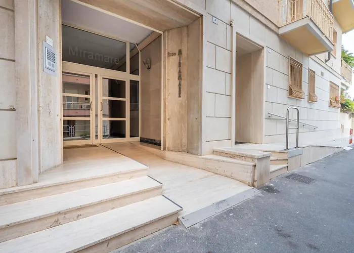 Wake Up To The Sea At - Stunning View From Every 阿拉西奥